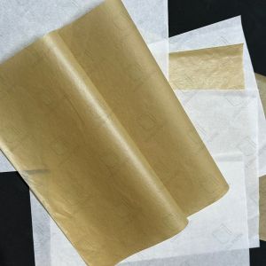 China Custom Food Grade Greaseproof Paper Wax Paper With PE Coated on sale