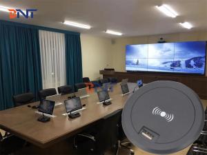 China with usb power built in design for mobile phone mini wireless charger factory