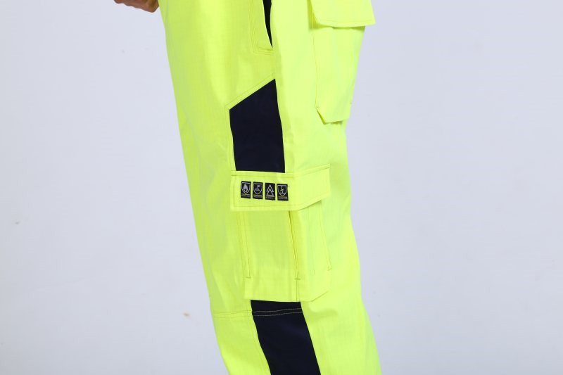 Hivis Flame Retardant Overall , IEC61482 Electrical Arc Resistant Coverall For Mining Industry