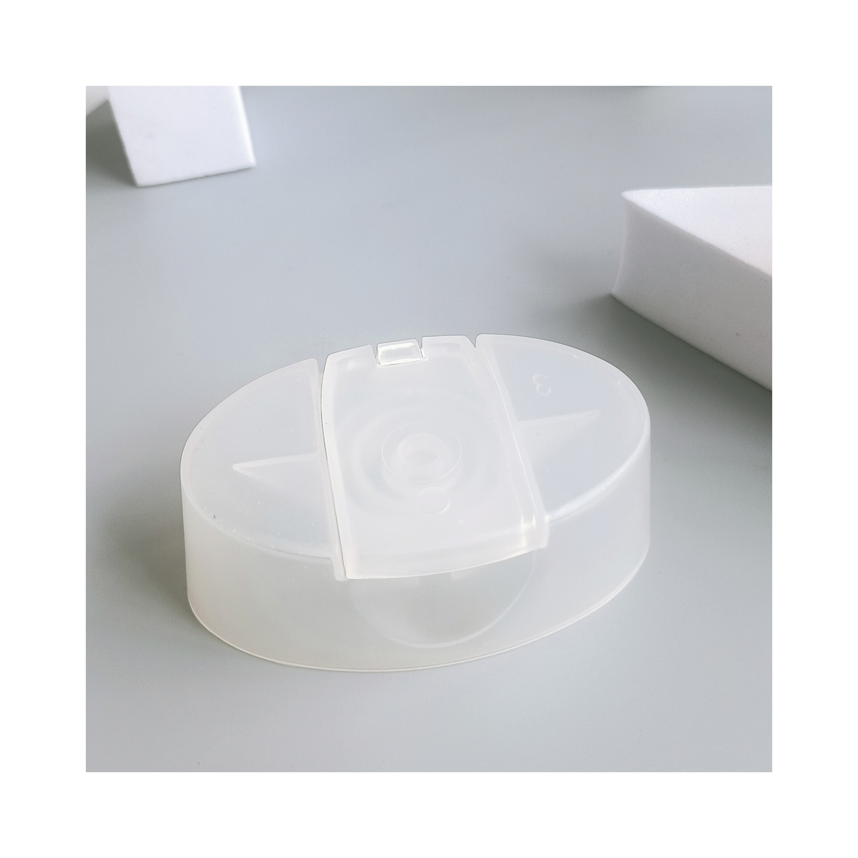 24mm Plastic Snap on Hair Conditioner Bottle with Oval Flip Cap Custom Order Accepted