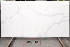 China Jumbo Size Marble Textured Calacatta Quartz Stone For Home Deco factory