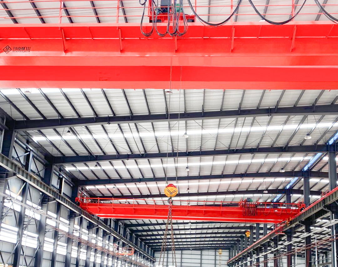 Good Quality 8t Double Girder Overhead Crane Bridge Pendent Line Control