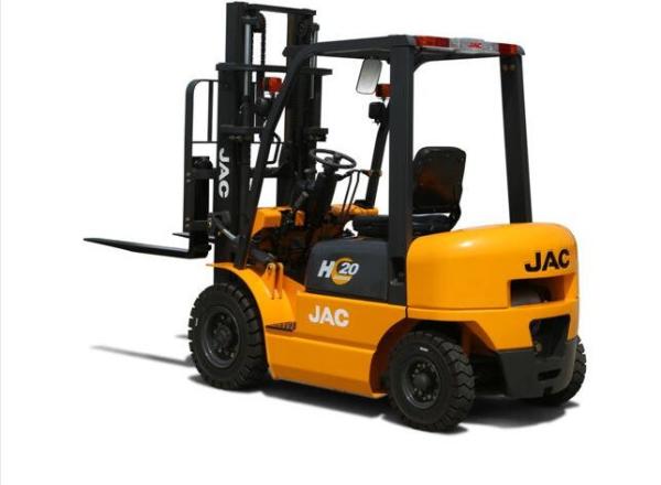 JAC Diesel Forklift Truck , Lifted Diesel Trucks With Excellent Manoeuvrability