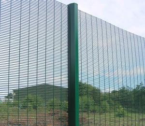 China 358 Anti Climb Welded Wire Mesh Fencing Panels , Steel Security Fence Panels For Prison factory