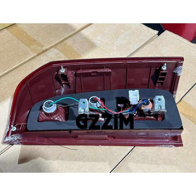 Nissan Patrol Y61 2006 Car Lighting System Rear Tail Light Lamp