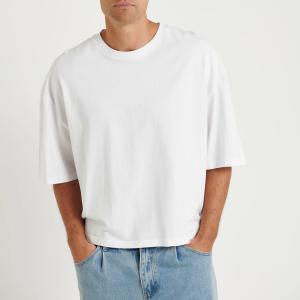 China Black Boxy Cropped Graphic Tee Tshirt Men Heavyweight Cotton Box Cut Fit Short Sleeve Crop T Shirt factory