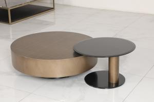 China Modern Coffee Table Luxurious Assembled Glass And Metal Furniture for Home Decor factory
