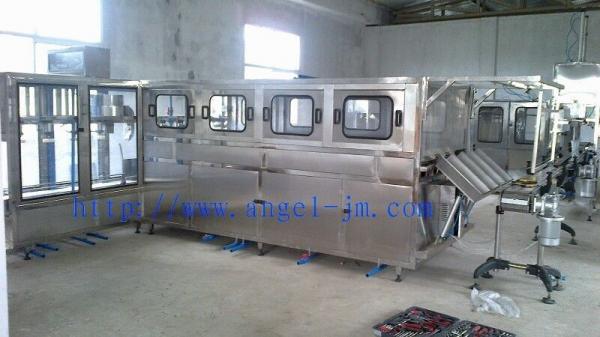 China Liquid Rationing Automatic Packing Machine factory