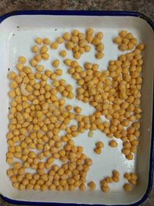 China Delicious Canned Snap Peas 400g Canned Wholesale Cheap Price Canned Chickpeas factory