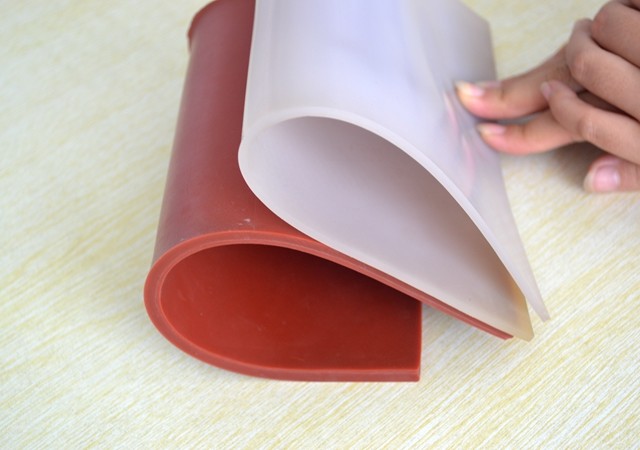 Customized Color Translucent Silicone Rubber Sheet UV Resistant , Thickness 1-50mm