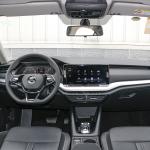 SKODA OCTAVIA Left Drive Luxury Automatic Fuel Car with Luxury Features