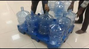 China PET Material Big Bottle/water Bottles for Clearwater Bottle Pallet 18.9L or 5 Gallon Plastic Single Faced 4-WAY factory