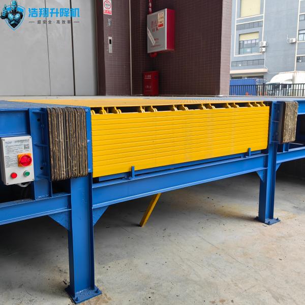 China Warehouse Loading Dock Ramps 10T-20T Container Loading Platform factory
