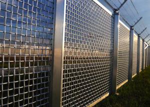 China Stainless Steel 4ft 3mm Hole Woven Mesh Screen For Protection factory
