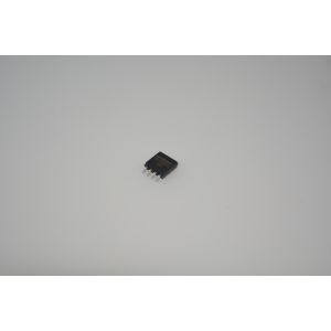 W25Q128JVSIQ 128Mb SPI NOR Flash 133MHz 4KB Sector Erase Dual/Quad I/O 3V Power