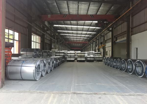 Zinc 40 - 60G Foam Sandwich Roof Panels Corrosion Resistance For Building