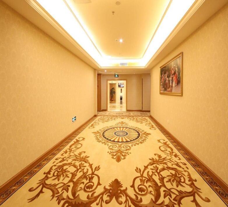 China Hotel Hallway Full Pavement Commercial Floor Mat Flame Retardant factory