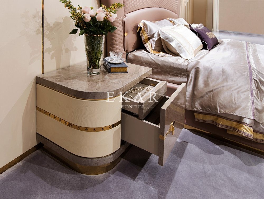 Deluxe Bedside Table Fashion 3 Drawer Bedside Nightstand W005B11