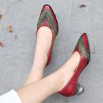 S458 Retro Hand-Embroidered Soft Leather High-Heeled Shoes Ethnic Style Pointed