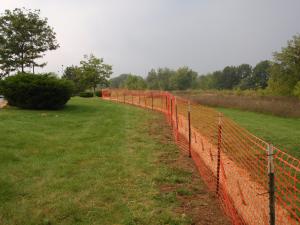 China Virgin HDPE Plastic Barrier Fencing Mesh For Construction Warning Barrier 110*26mm factory