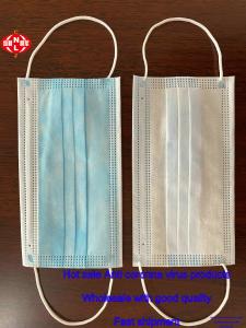 China Earloop 17.5cm * 9.5cm Disposable Face Mask For Adult and Child. Disposable face mask factory
