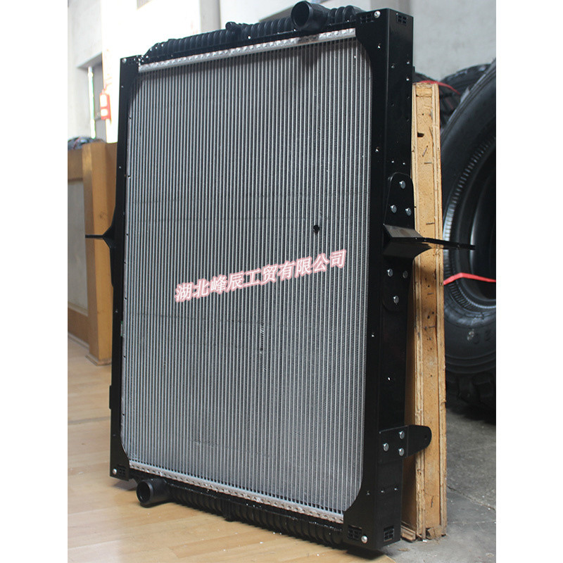 Auto Parts Used for Dongfeng/Dcec Kinland Engine-Original Behr Radiator 1301010-TY200
