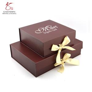 China Panton Colors Square Cardboard Gift Boxes With Silk Ribbon factory