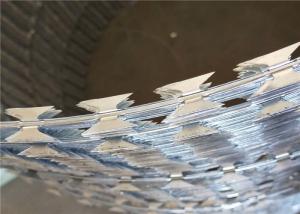 China Single Or Cross Concertina BTO CBT Galvanized Barbed Wire factory