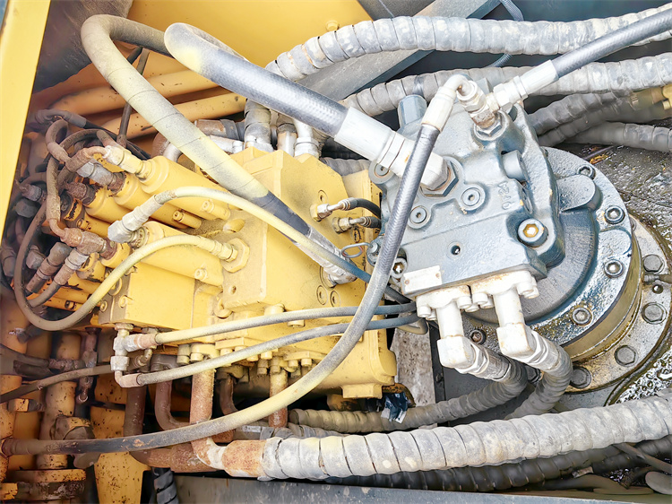 Good Condition 22 Ton Digger Machine Used Hyundai R220LC-9 Original Hydraulic Cylinder