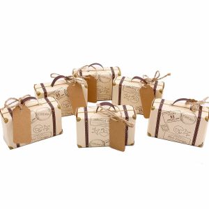 China Recyclable Premium Cardboard Gift Boxes FSC Approved on sale