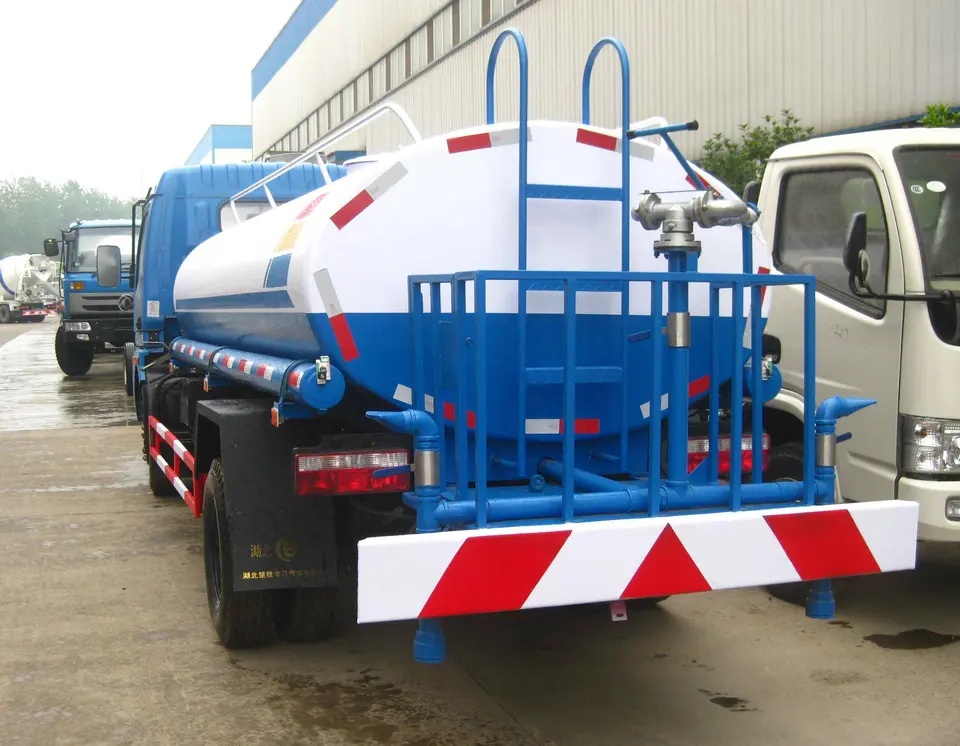 Manual Transmission 5000L Municipal Sanitary 4x2 Water Tank Truck with Customized Design