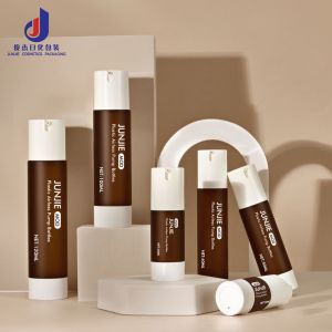China Airless Lotion Bottle 50ml 30ml 100ml Color Skincare Plastic Bottles Refillable Airless Skincare Packaging on sale