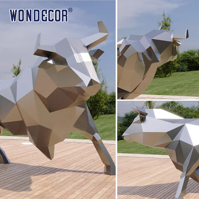 Outdoor Large Mirror Stainless Steel Sculpture Geometric Animal Art Cow