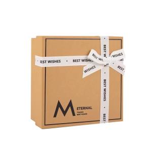 China Spot UV / Varnishing Cardboard Gift Box Packaging Box With Ribbon factory