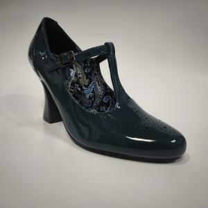 China Chic Leather Feminine High Heels Madam'S Evening Stilettos factory