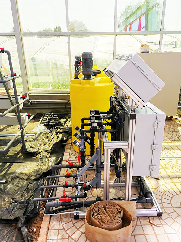 Phone Control Precision Smart Fertigation System Commercial Hydro Grow System