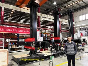 China Red Motorized Welding Manipulators 4000 Mm With Automatic Welding Heads factory