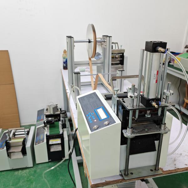 RS-CX100 Automatic Webbing Satin Ribbon Cutting Machine With Pinked Zigzag