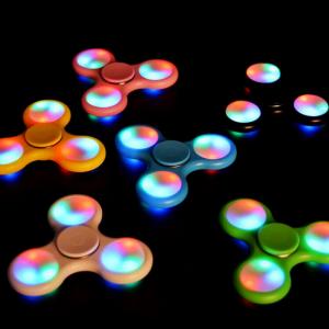 China LED light Fidger Hand Spinner Torqbar Brass Finger Toy EDC Focus Gyro Gift factory