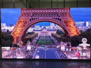 China SMD1515 1500cd/sqm P1.25 Indoor Full Color LED Display For TV Studio factory