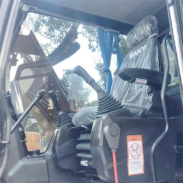 13000 KG Used Sany SY135C Excavator Original Design Hydraulic Pump Earth-Moving Machinery