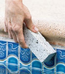 China swimming pool cleaning pumice stone, pool stone factory