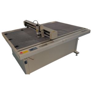 KAEMI 1509M2 Used Flatbed Garment Cutting Machine Template PVC Cutter