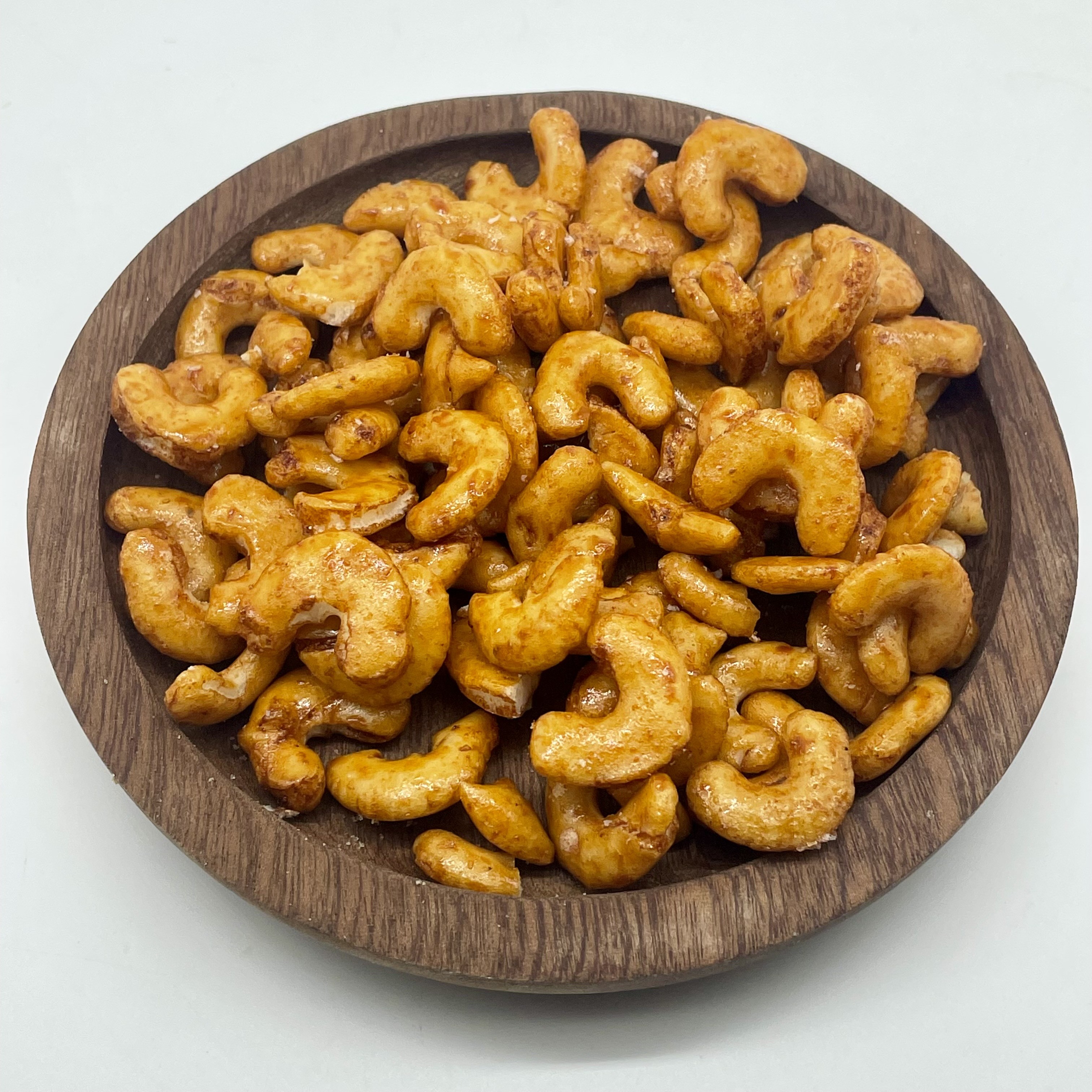Soft And Chewy Ready-to-Eat Rice Cracker Snacks For Convenient Anytime Snacking