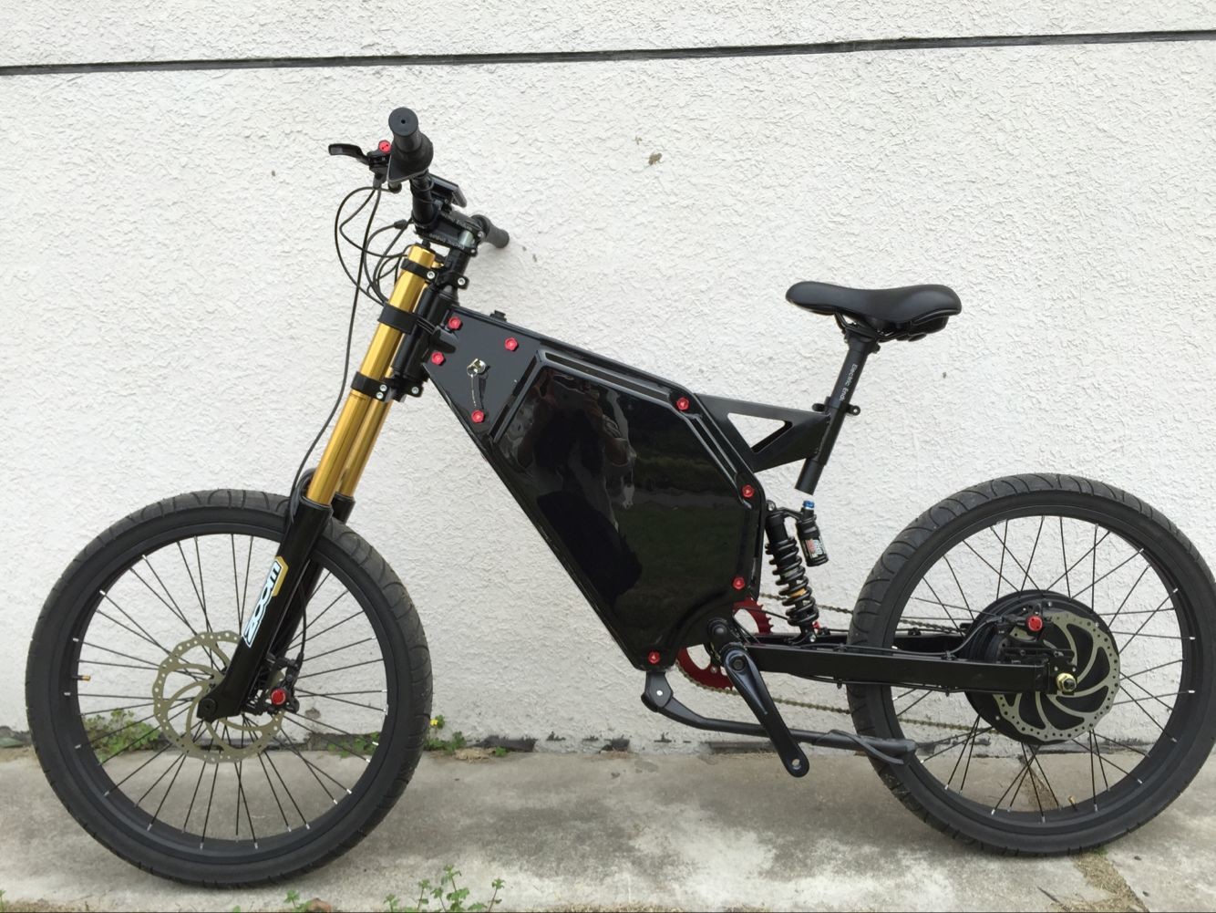 Powerful 5000w Powerful Electric Bike With 72v 35ah Lithium Battery Pack