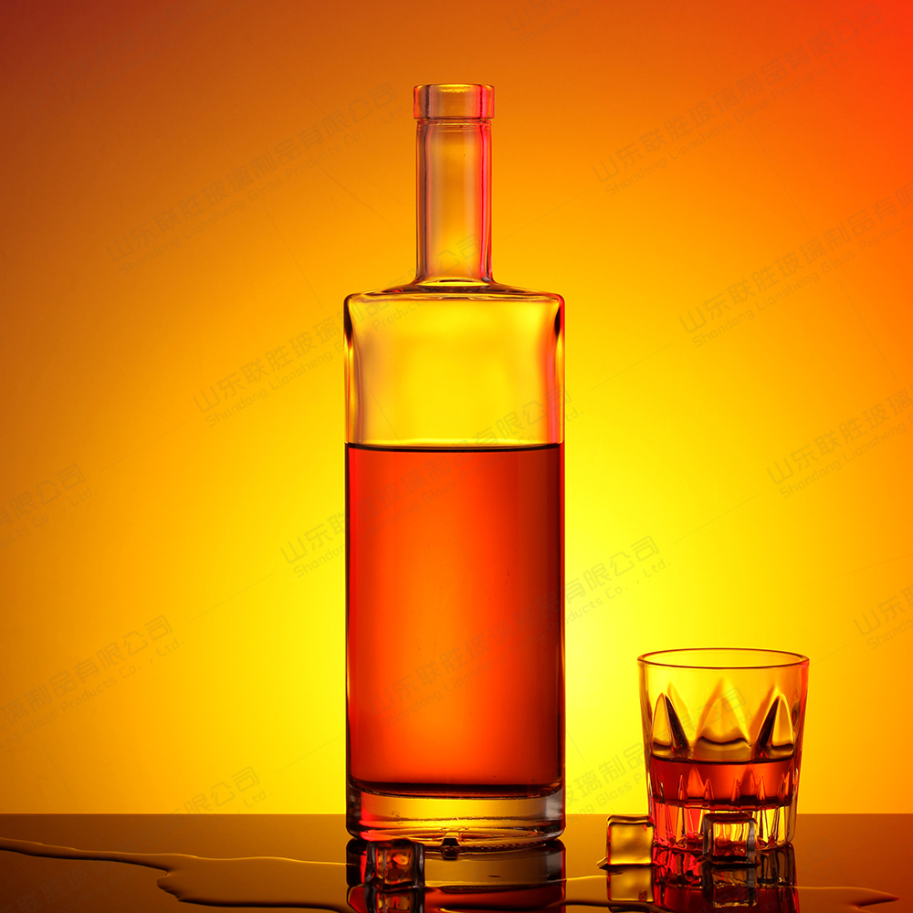 750ml Oval Cylindrical Thin Tall Flat Glass Bottle for Whiskey Vodka Gin Strong Wine