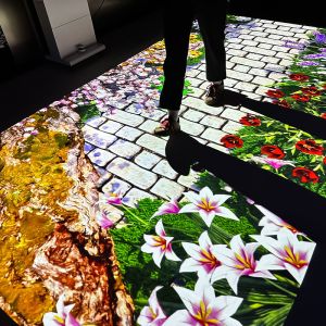 Mobile All-in-One Interactive Floor Projection Machine with 4000 Lumens