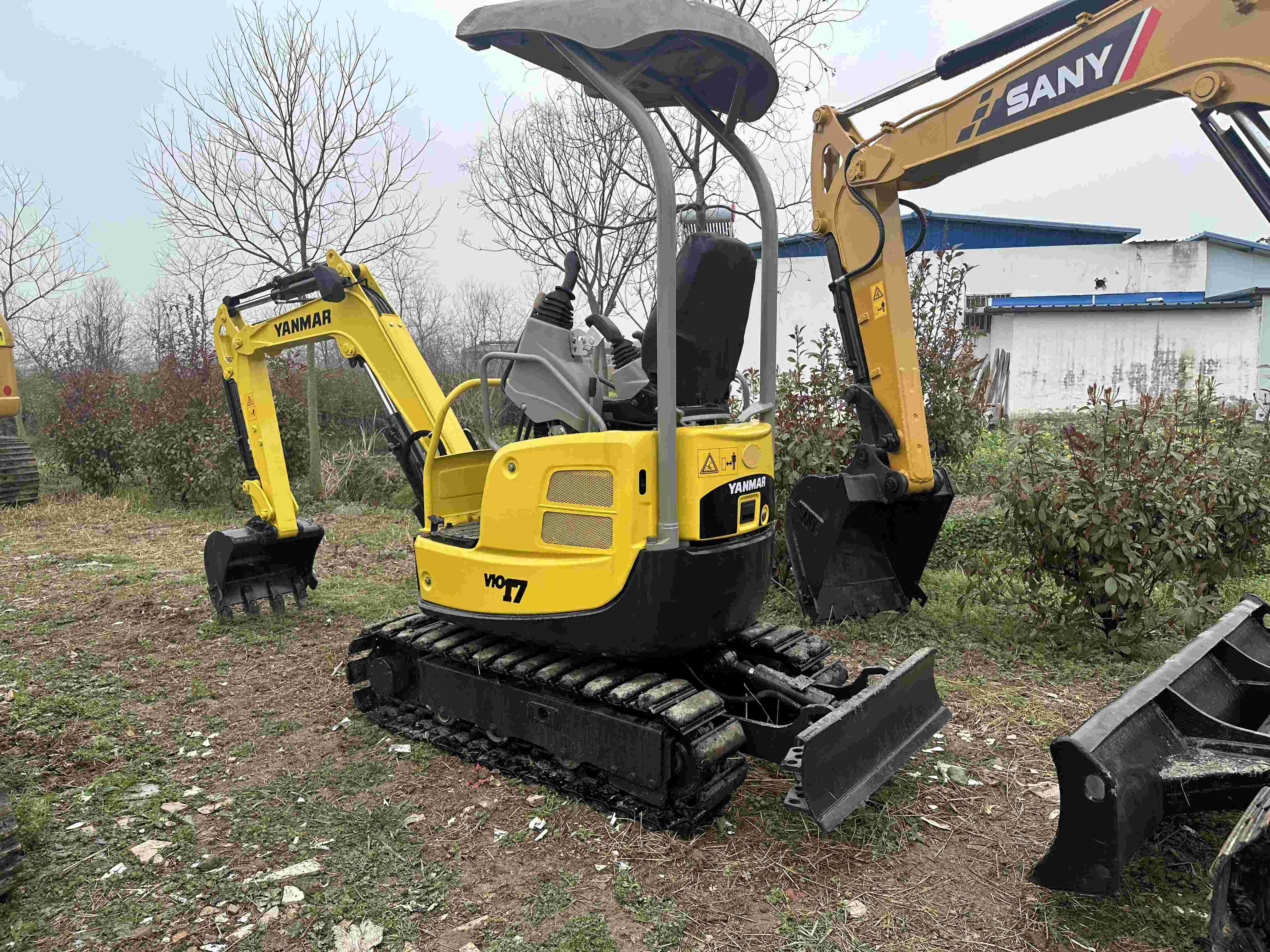 Mini Used Excavator Original Yanmar VIO17 Machinery Trader 1.7ton