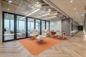 China Soundproof Commercial Glass Partitions Operable Glass Wall Systems Customizable factory