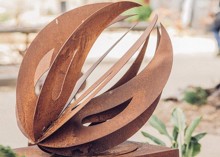Various Size Hollow Corten Steel Sculpture Rusty Metal Garden Ornament Egg Shaped